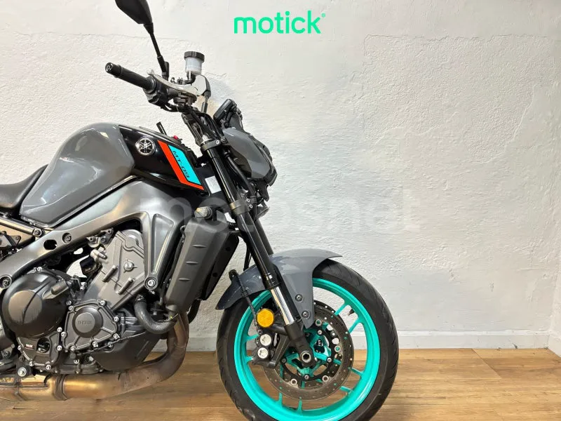 Yamaha MT-09 - Vista 4