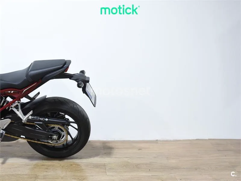 Honda CB650F - Vista 9