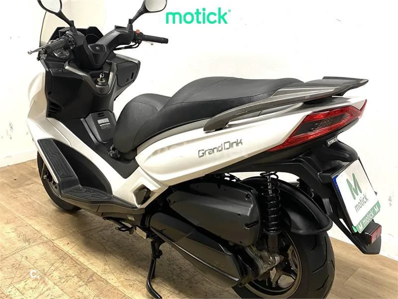 Kymco Grand Dink 300 - Vista 11