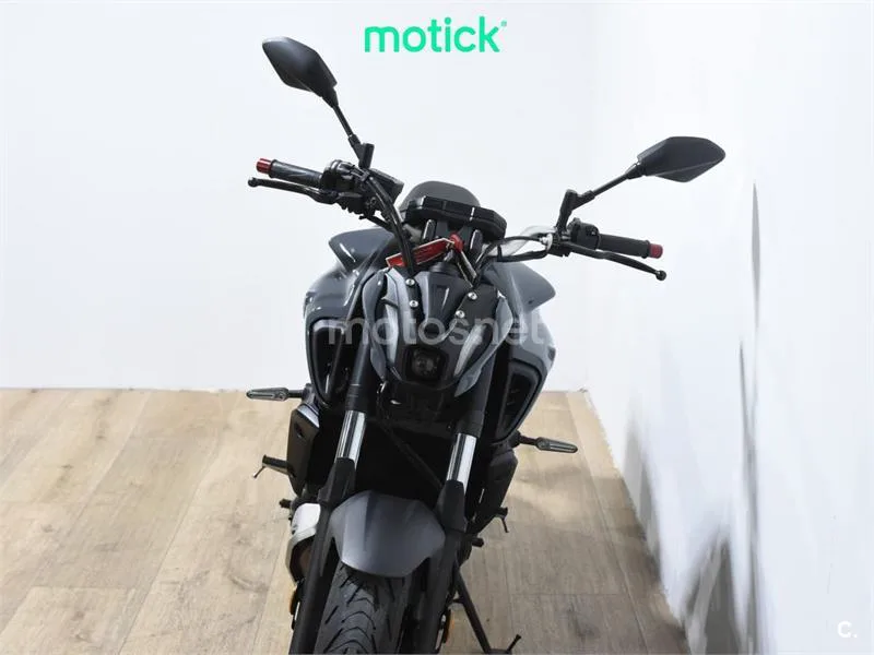 Yamaha MT-07 - Vista 11