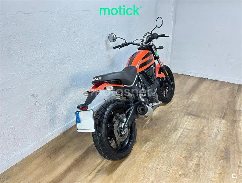 Ducati Scrambler - Vista 10