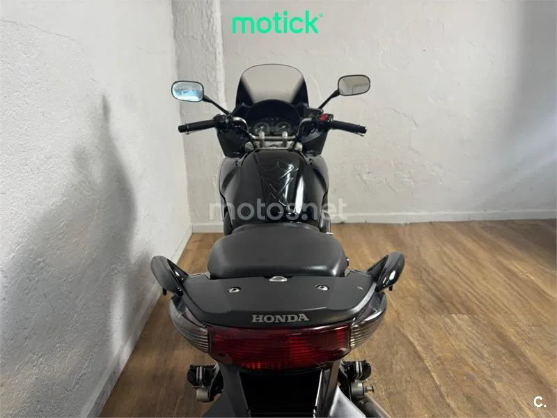 Honda CBF600N - Vista 6