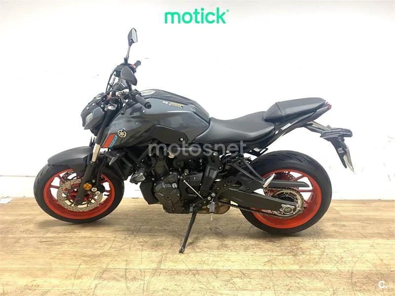 Yamaha MT-07 - Vista 6