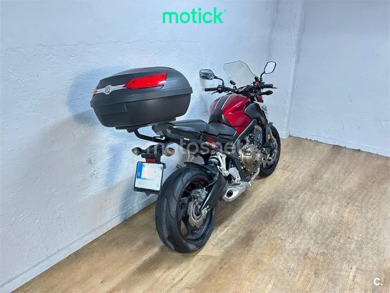 Honda CB650F - Vista 10