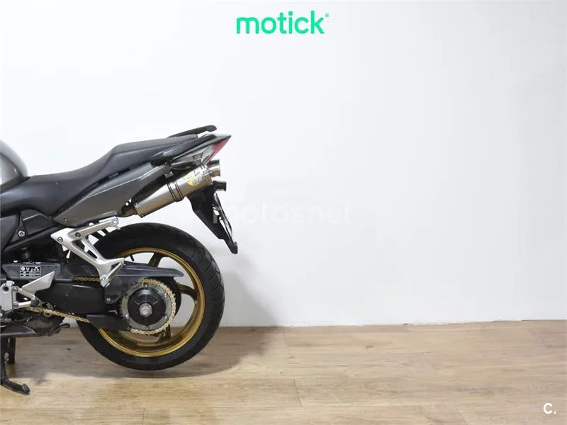 Honda VFR800F - Vista 8