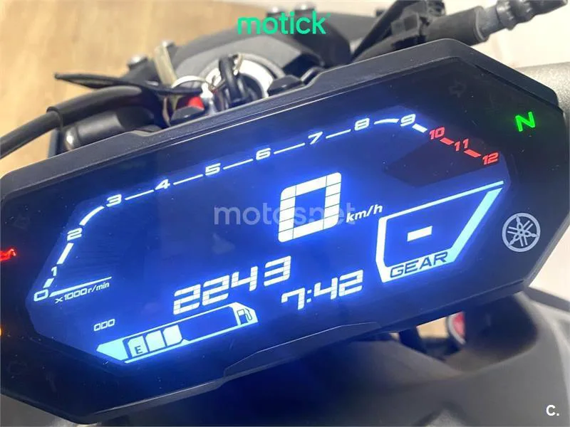 Yamaha MT-07 - Vista 4