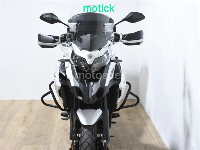 Benelli TRK 502 - Vista 11