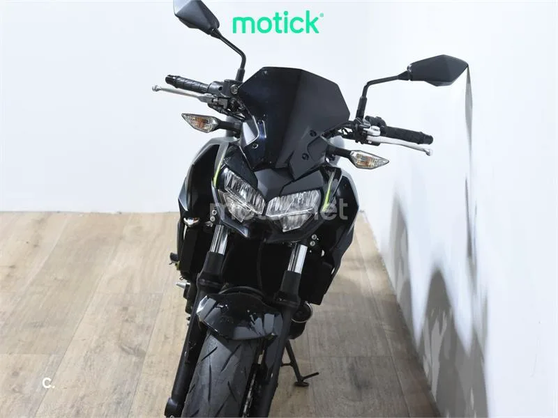 Kawasaki Z650 - Vista 11