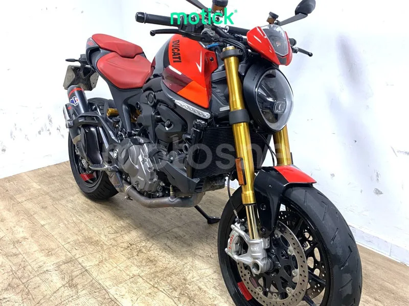 Ducati Monster - Vista 12