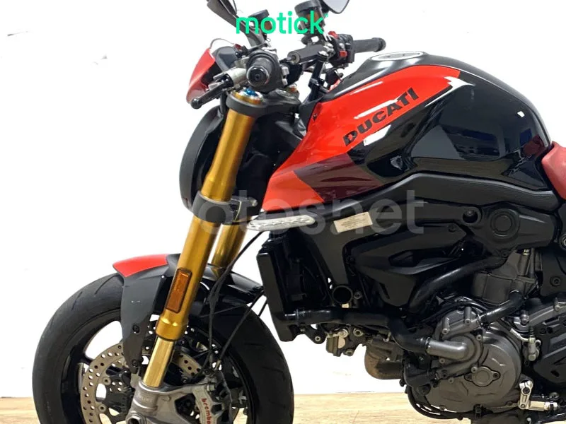 Ducati Monster - Vista 7