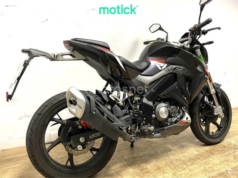 Keeway RKF 125 - Vista 4