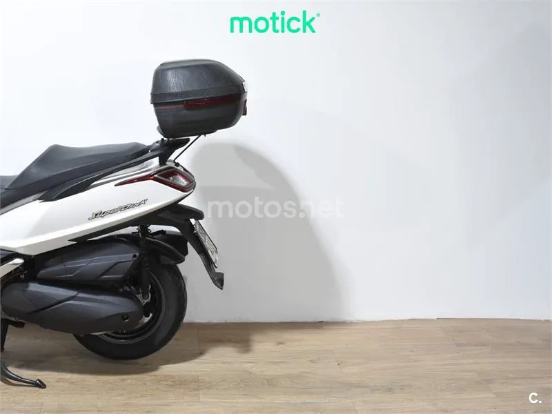 Kymco Super Dink 350 - Vista 8
