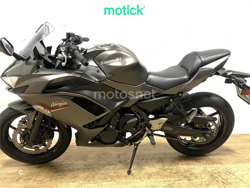 Kawasaki Ninja 650 - Vista 5