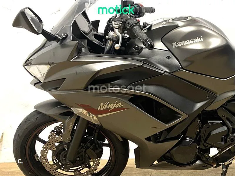 Kawasaki Ninja 650 - Vista 6