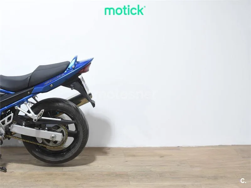 Suzuki Bandit 650 - Vista 9