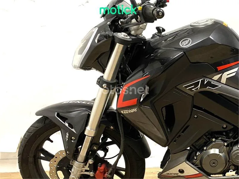 Keeway RKF 125 - Vista 8