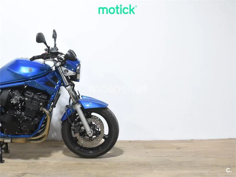 Suzuki Bandit 650 - Vista 4