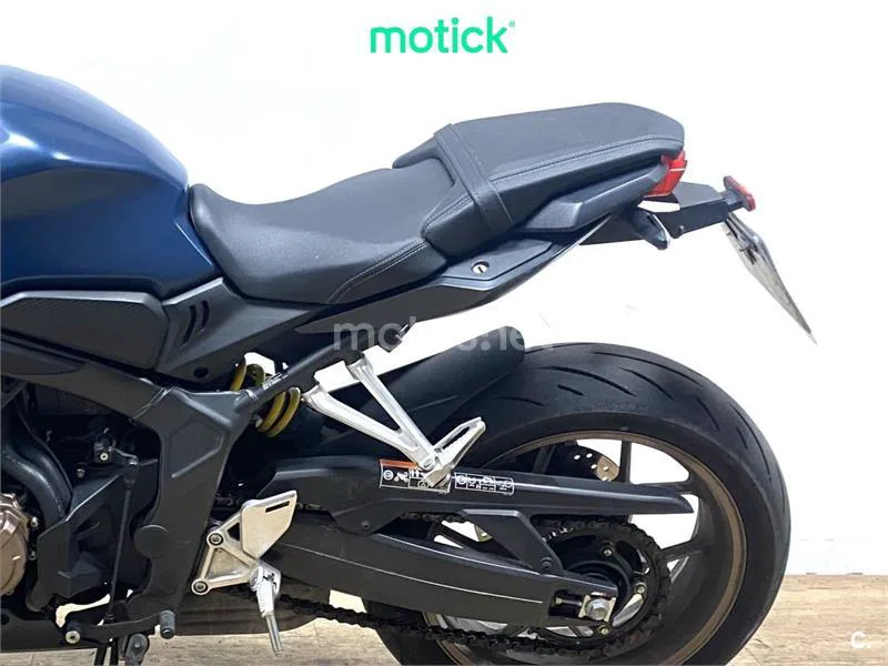 Honda CB650R - Vista 8