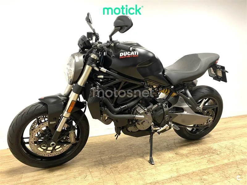 Ducati Monster 821 - Vista 11