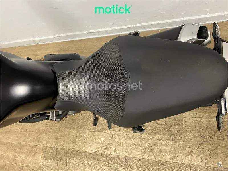Ducati Monster 821 - Vista 12