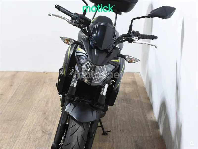 Kawasaki Z650 - Vista 11