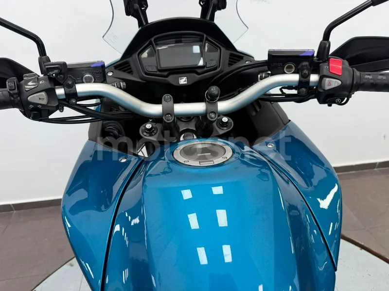 Honda VFR800X Crossrunner - Vista 11