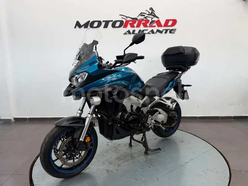 Honda VFR800X Crossrunner - Vista 18