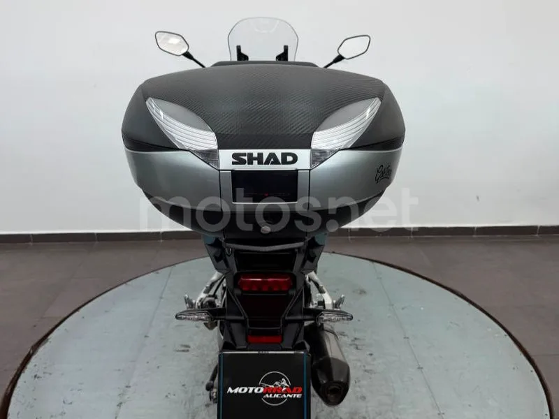 Honda VFR800X Crossrunner - Vista 4
