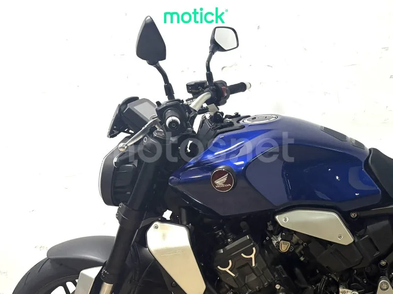 Honda CB1000R - Vista 4