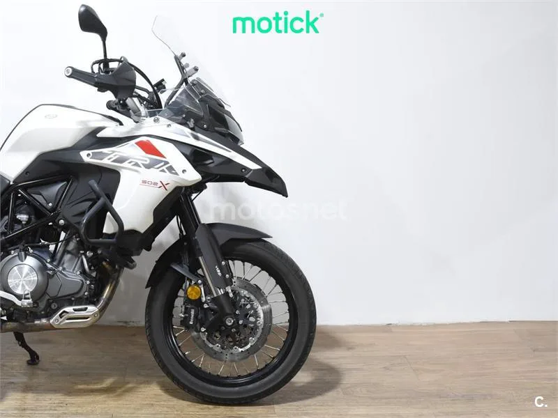 Benelli TRK 502 - Vista 4