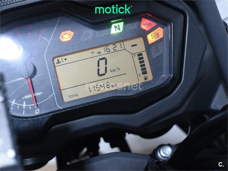 Benelli TRK 502 - Vista 5