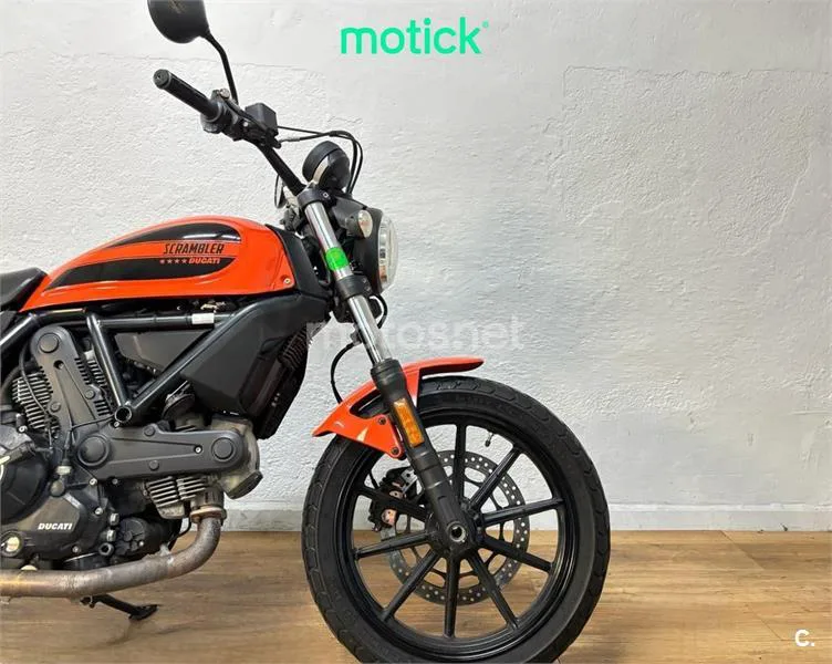 Ducati Scrambler - Vista 4