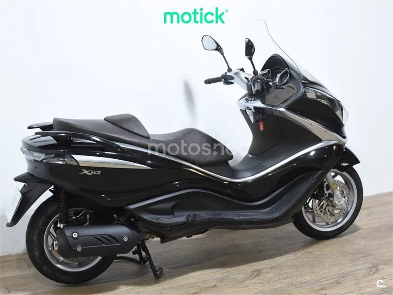 Piaggio X10 125 - Vista 10