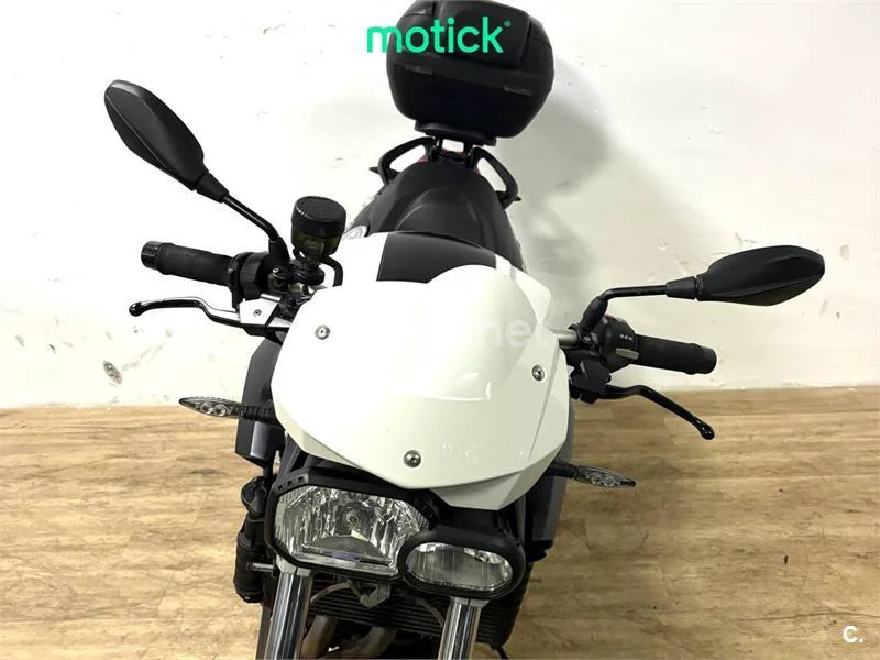 BMW F 800 R - Vista 8