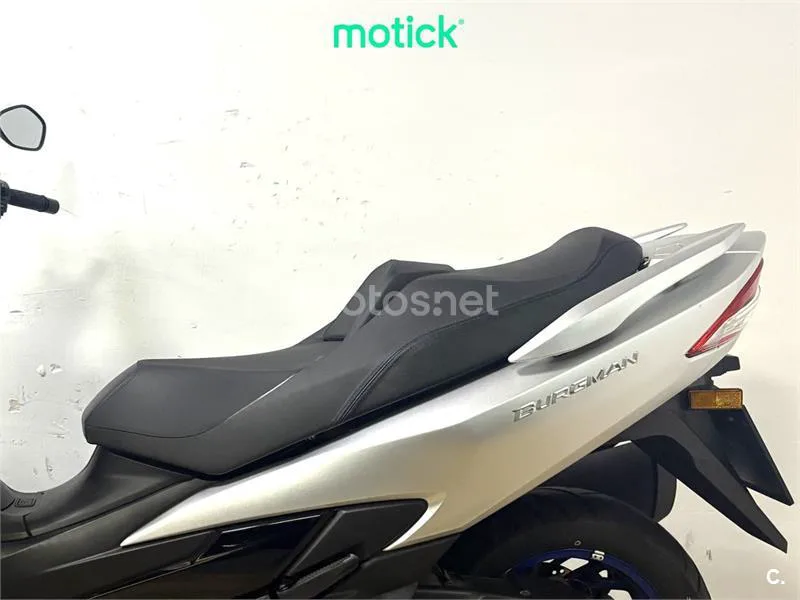 Suzuki Burgman 400 - Vista 7