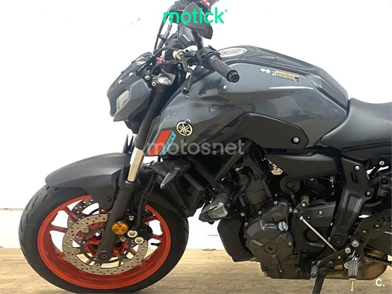 Yamaha MT-07 - Vista 7