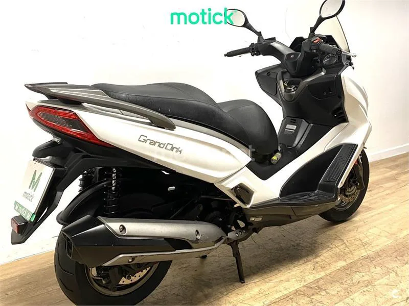 Kymco Grand Dink 300 - Vista 5