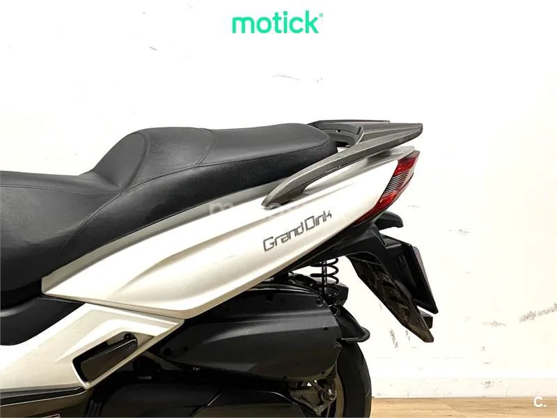 Kymco Grand Dink 300 - Vista 9