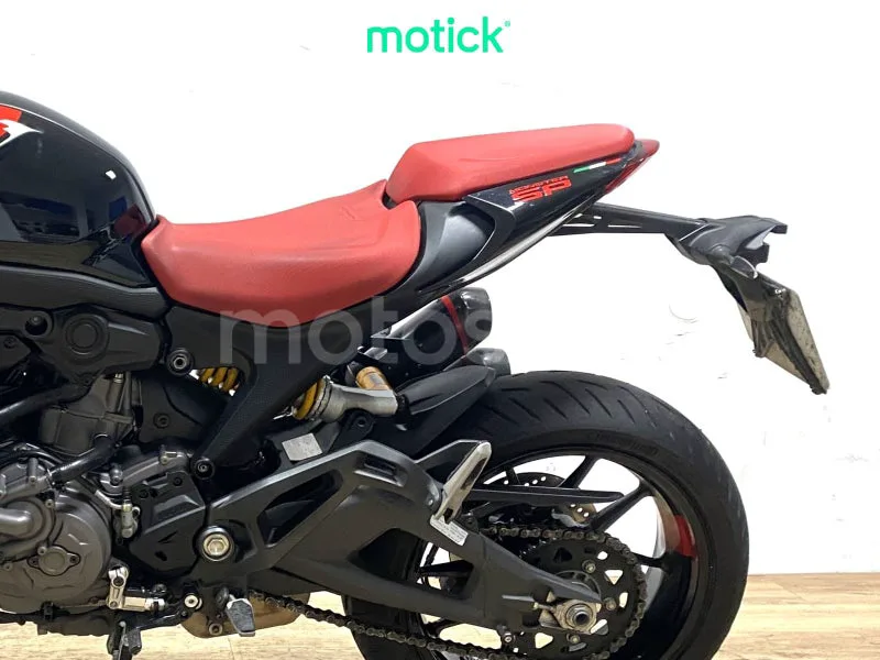 Ducati Monster - Vista 8