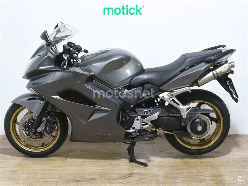 Honda VFR800F - Vista 6