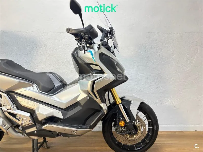 Honda X-ADV - Vista 4
