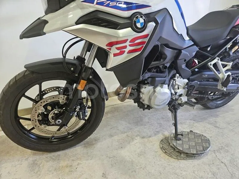 BMW F 750 GS - Vista 8