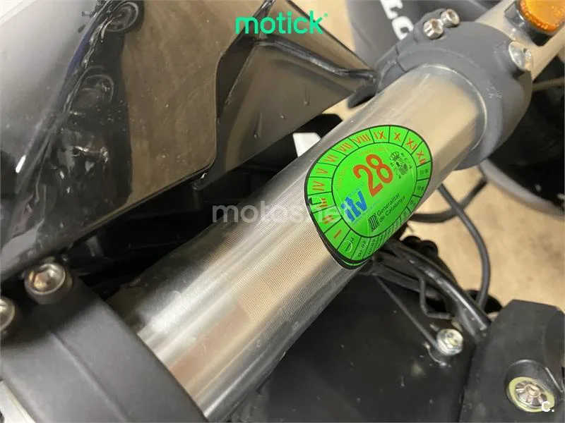 Keeway RKF 125 - Vista 12