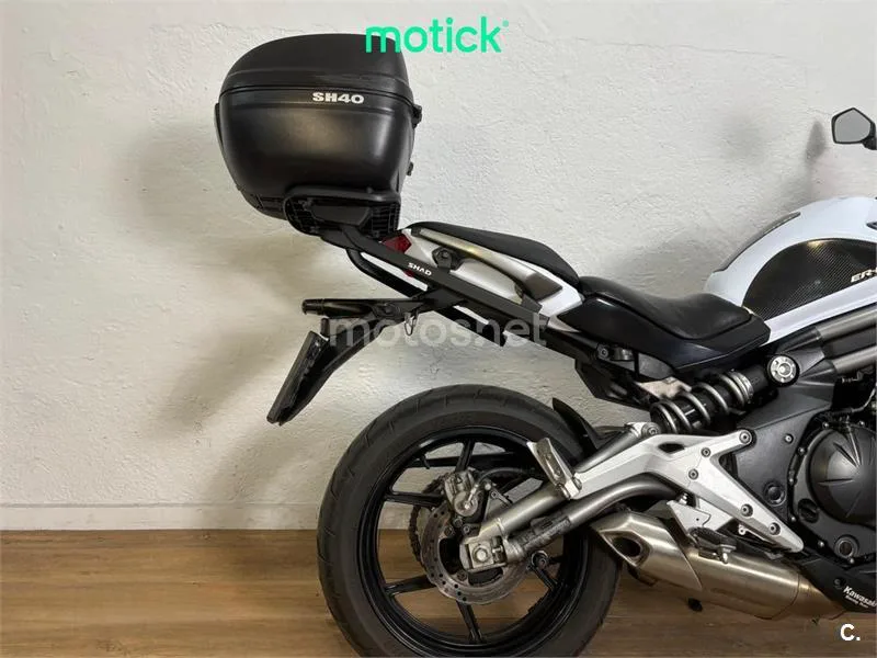 Kawasaki ER-6n - Vista 3
