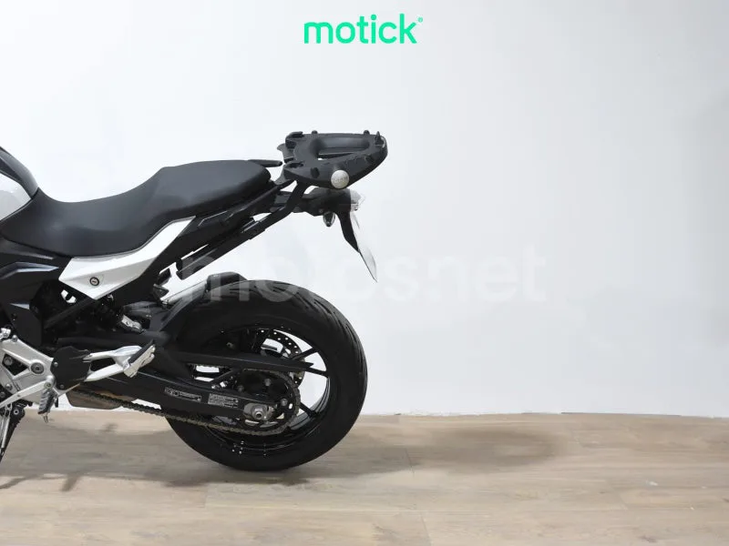 BMW F 900 XR - Vista 9