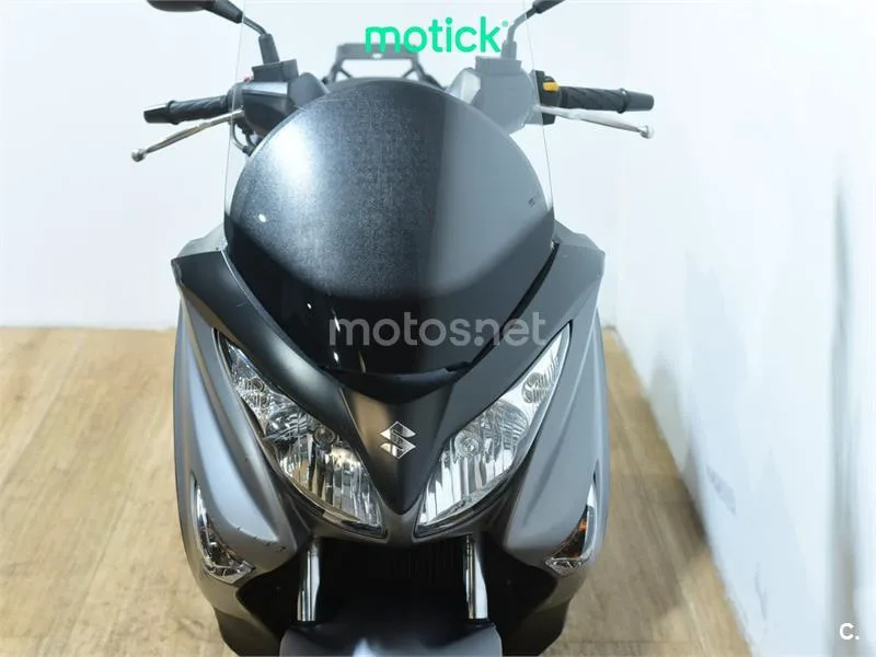 Suzuki Burgman 200 - Vista 11