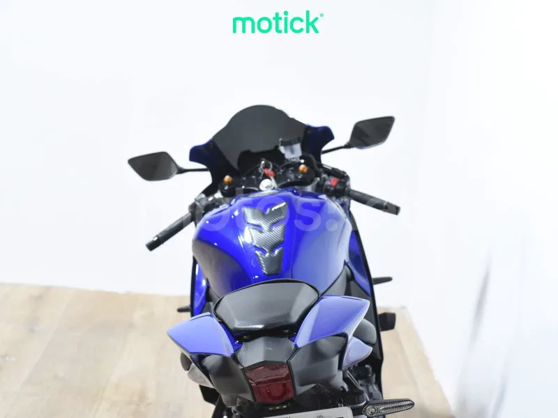Yamaha YZF-R7 - Vista 6