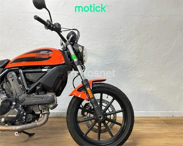 Ducati Scrambler - Vista 4