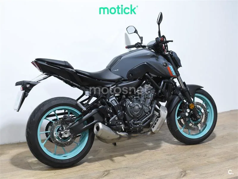 Yamaha MT-07 - Vista 10
