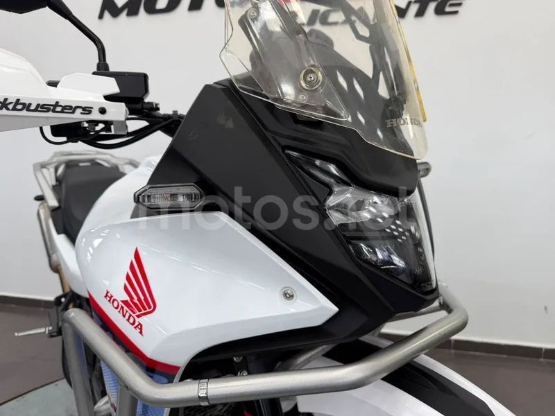 Honda XL750 Transalp - Vista 25